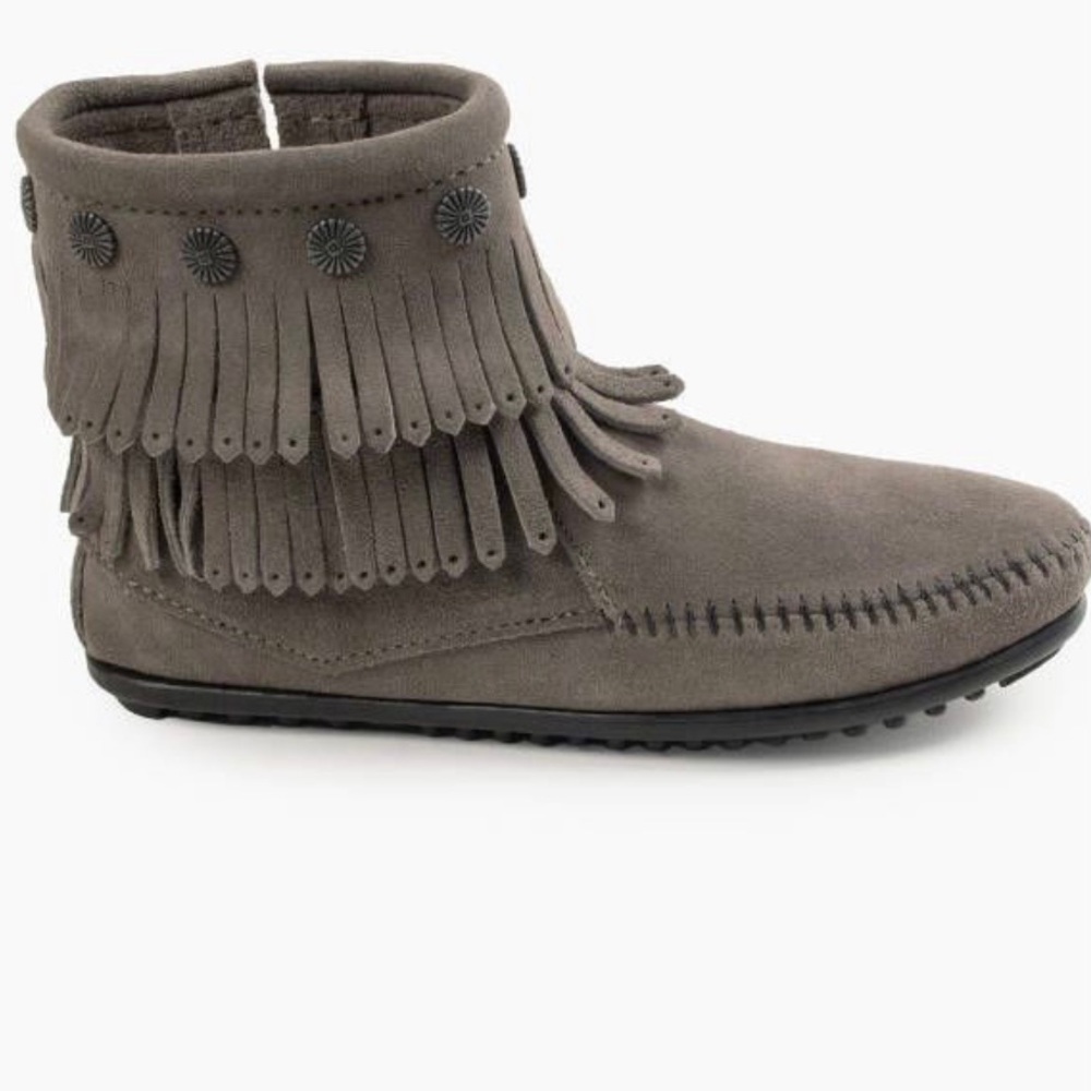 Minnetonka Double Fringe Side Zip Boot GREY